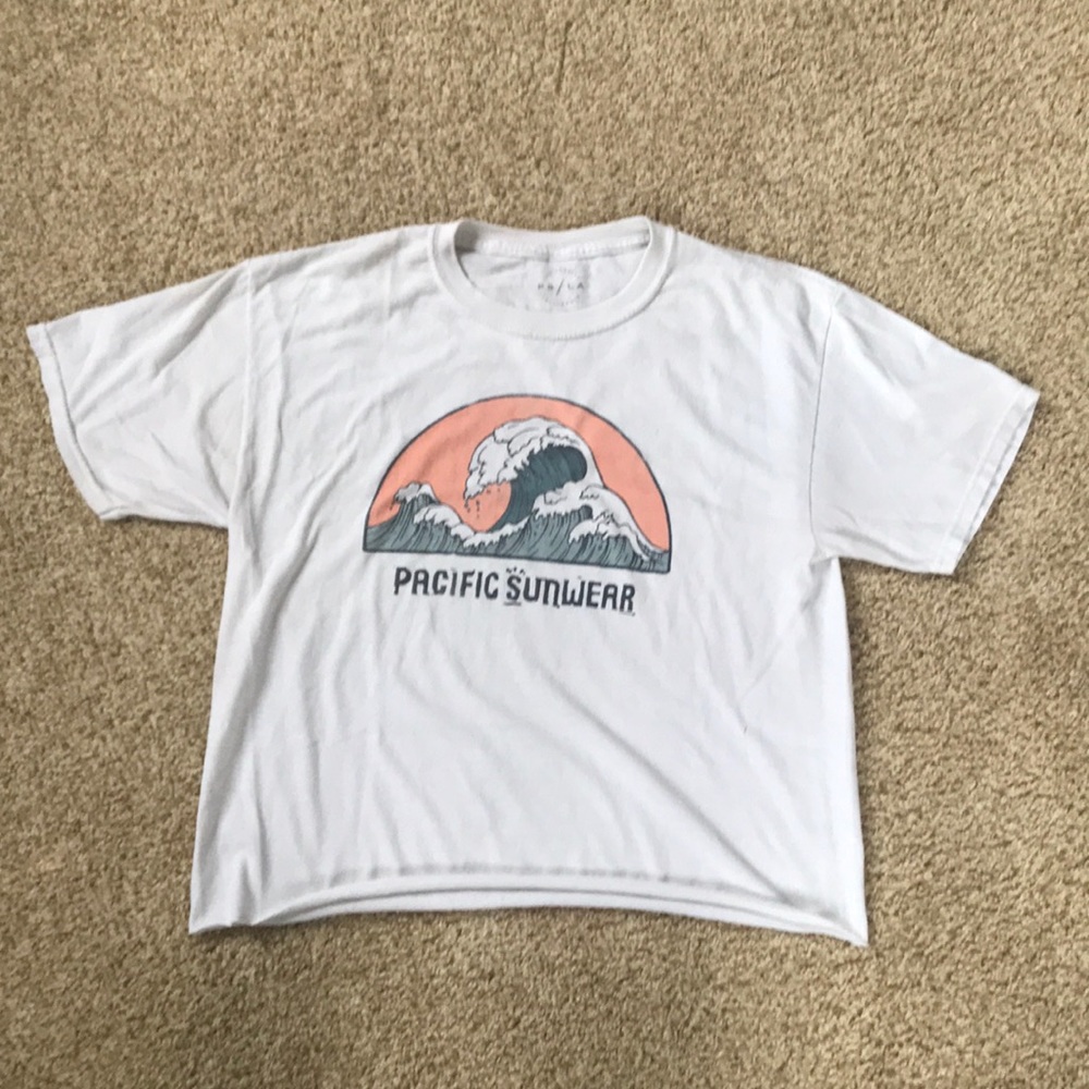 PacSun Women’s Cropped Graphic Tee